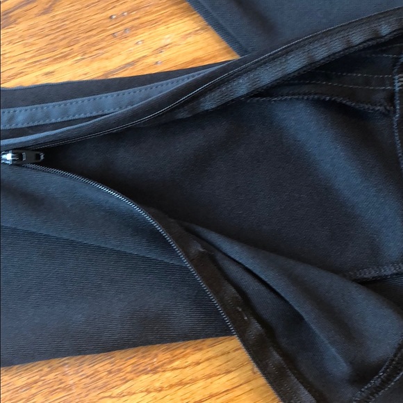 Adidas Joggers. - Picture 4 of 7